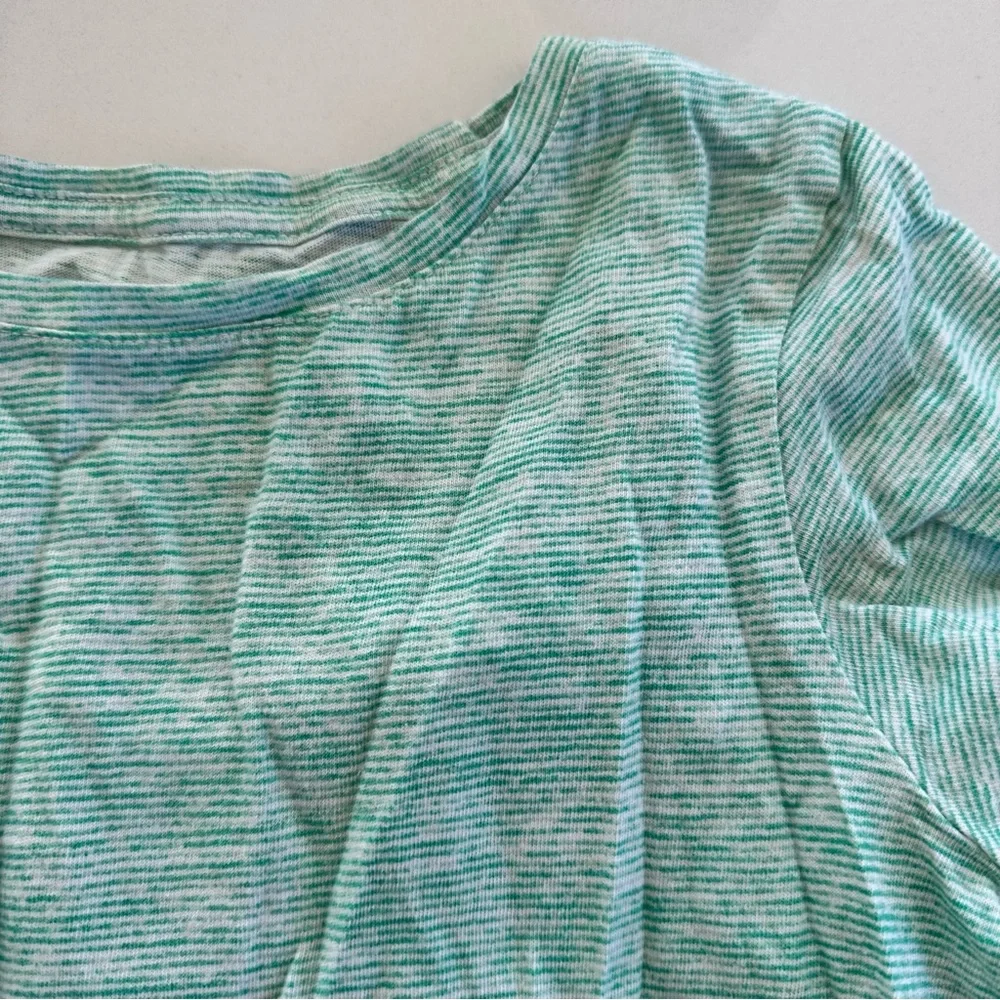Old Navy Tee